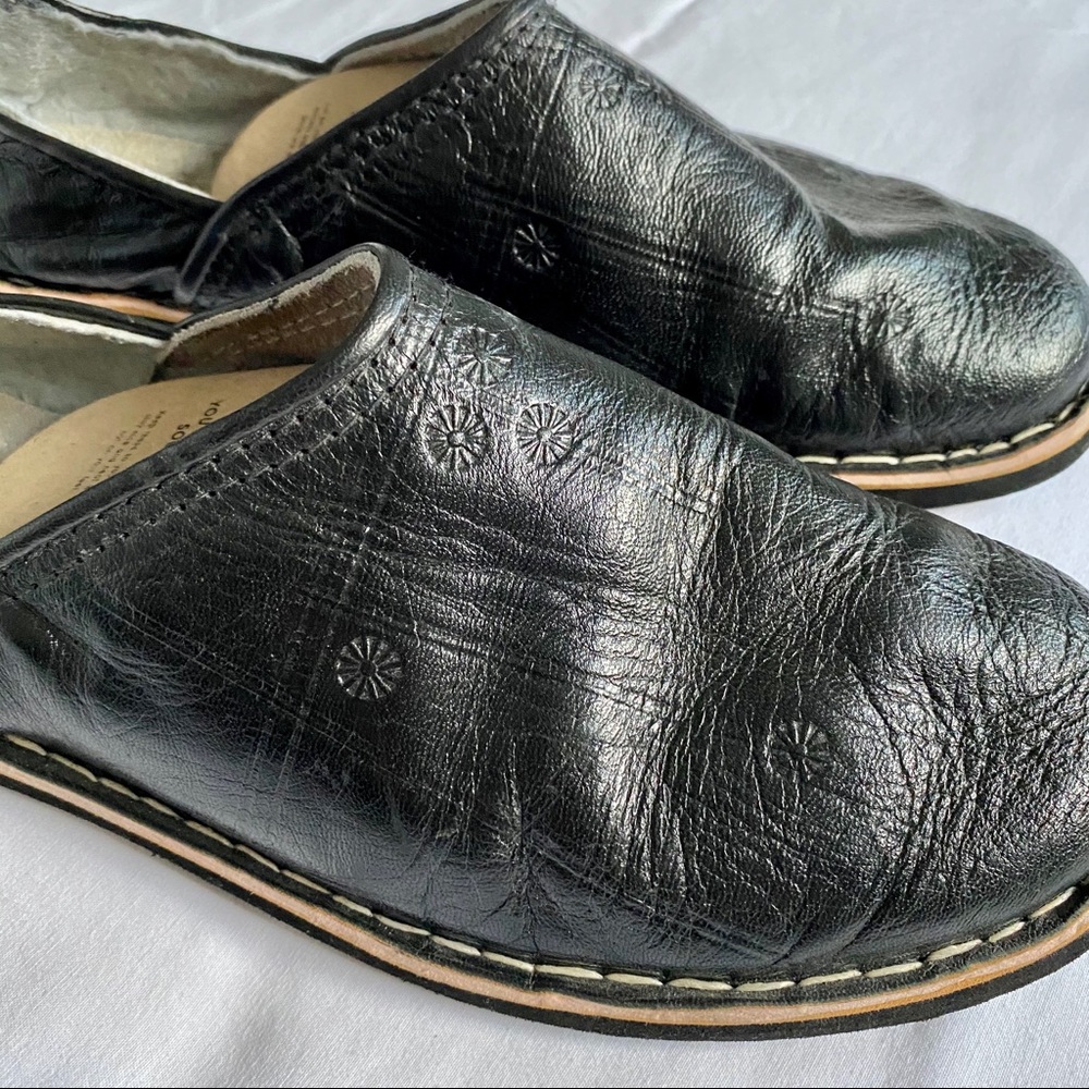 Moroccan Camel Leather Slide